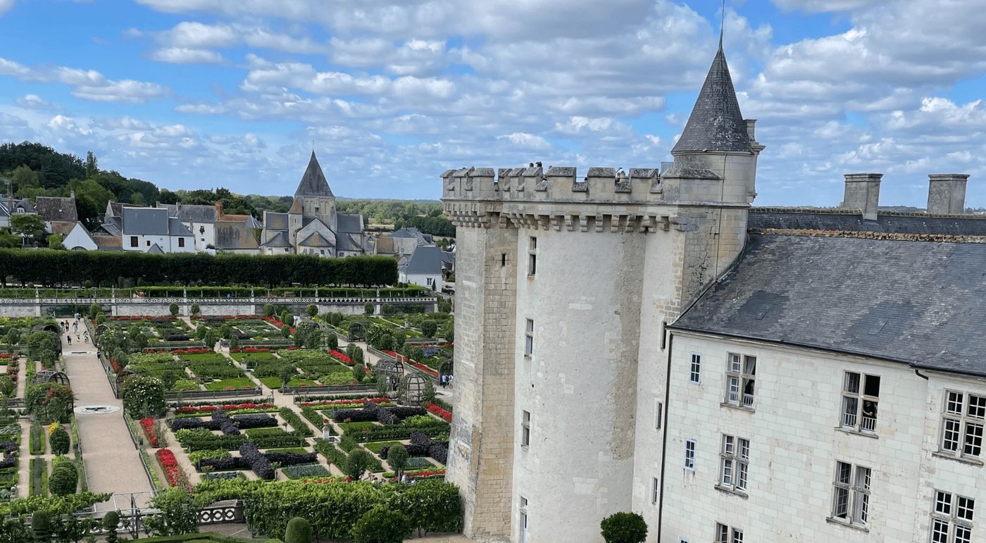 Jardines del Castillo de Villandry, uno de los impresionantes castillos de la ruta por el Loira.