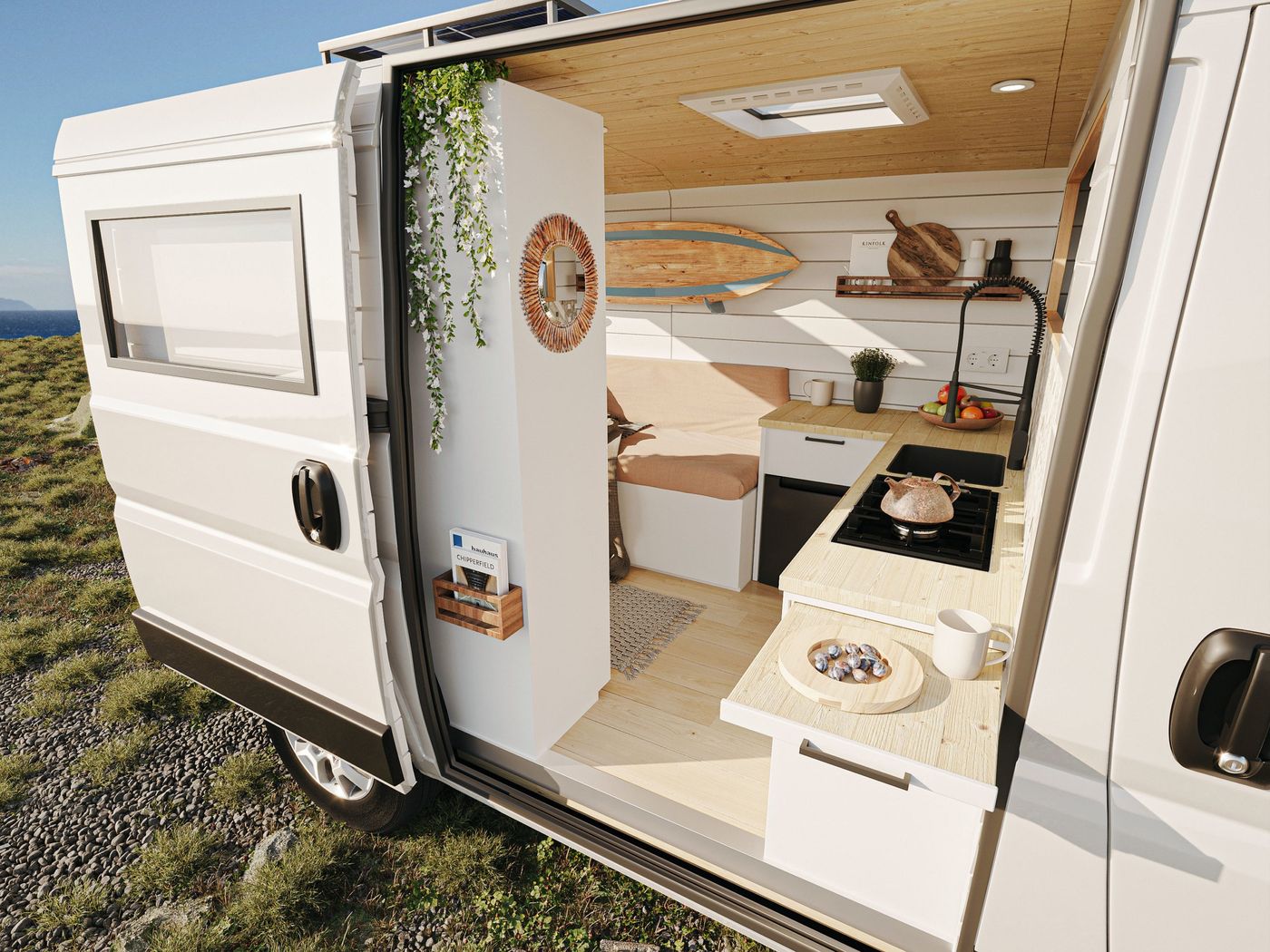 Cocina en el interior de una furgoneta camper, perfecta para decorar y maximizar el espacio.